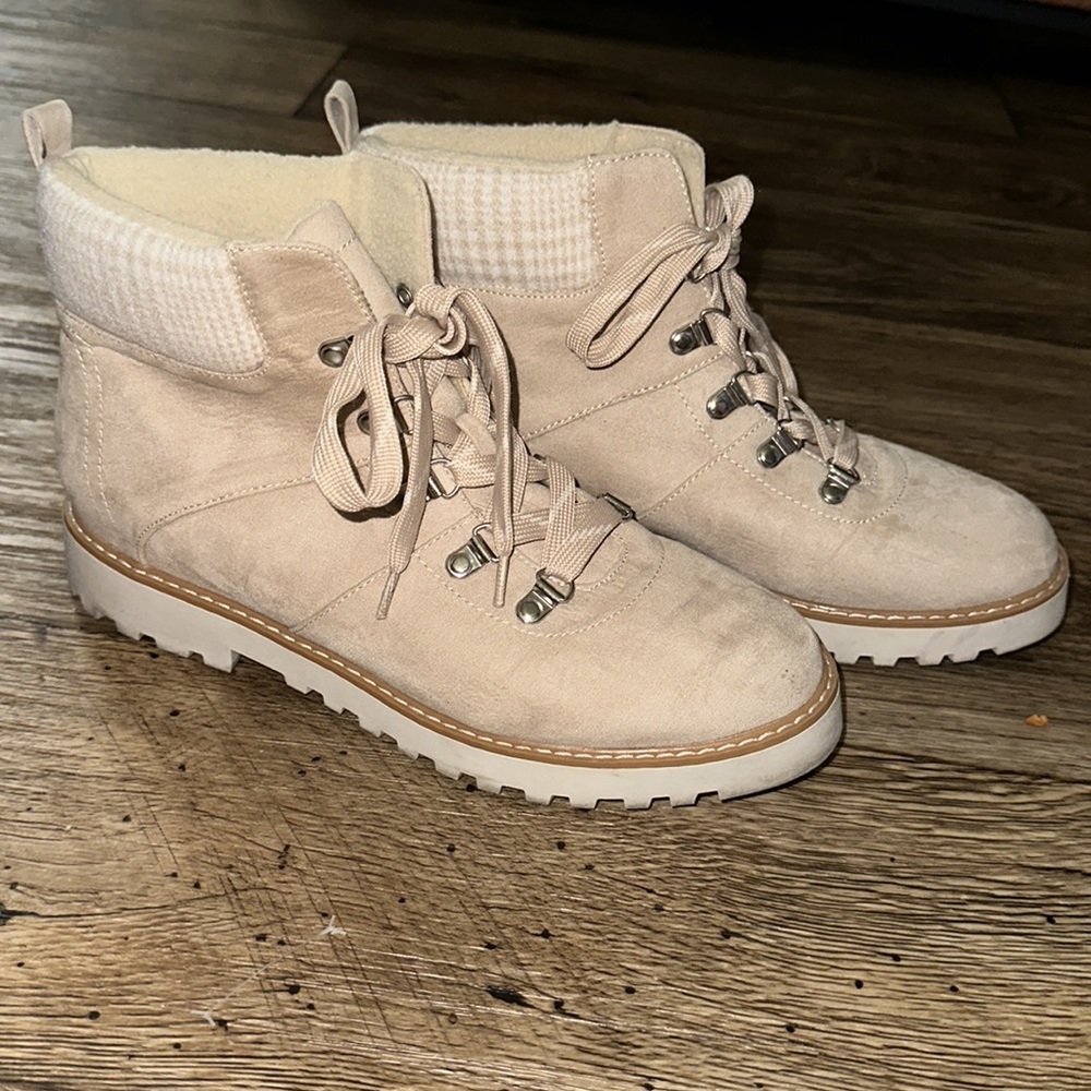 Womens Sonoma Hiking Boots